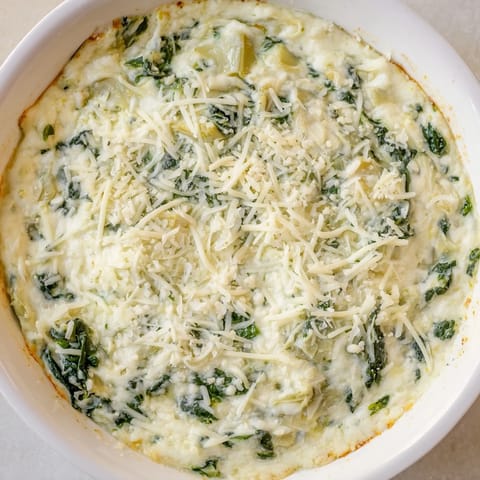 Cheesy Spinach Artichoke Dip